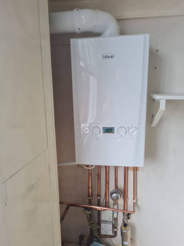 Ideal Logic combi boiler installation Leicester